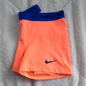 Nike spandex